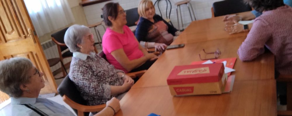 Presentación taller de mayores en el Toro.